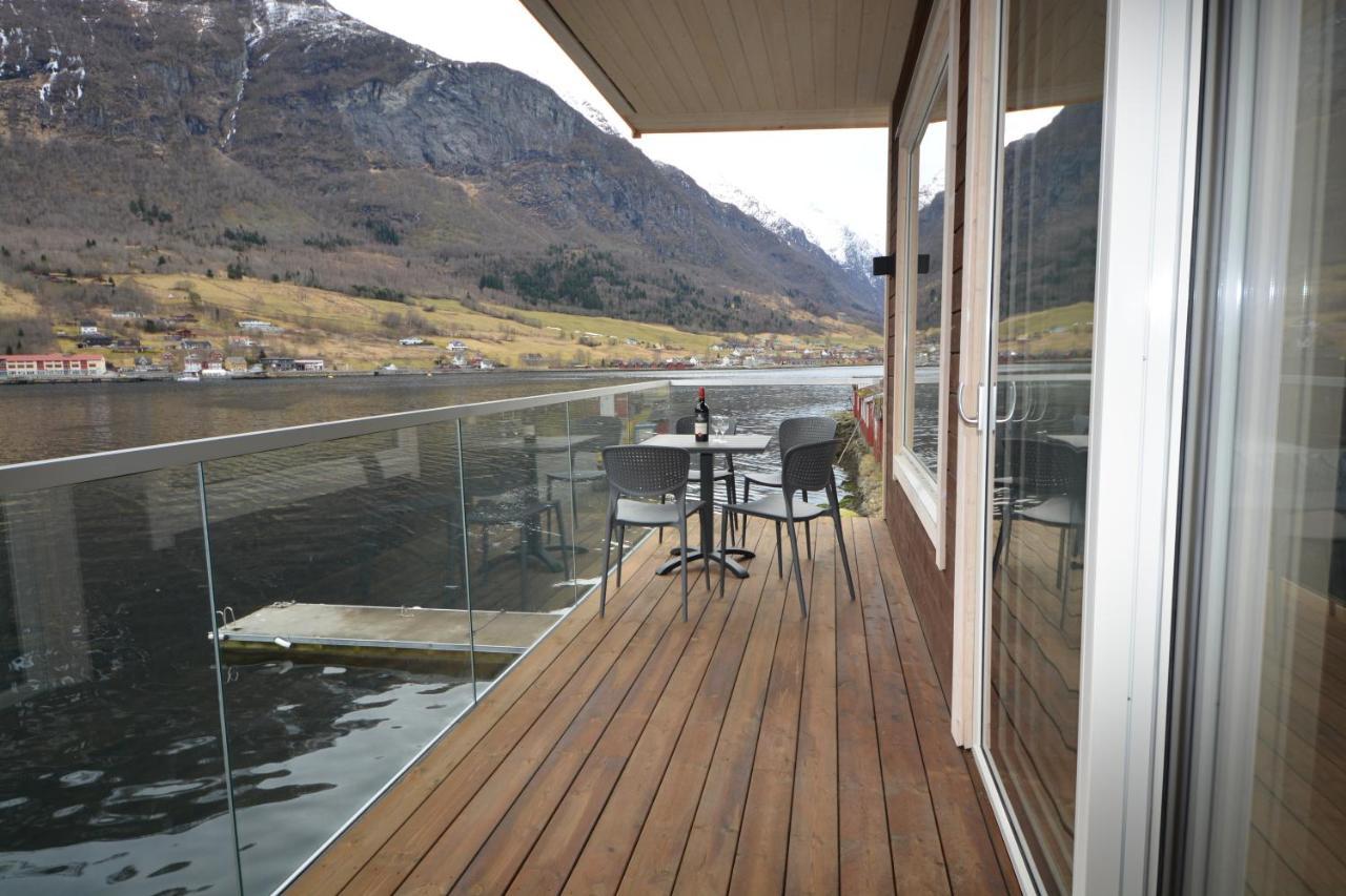 Nesset Fjordcamping Olden Exteriér fotografie