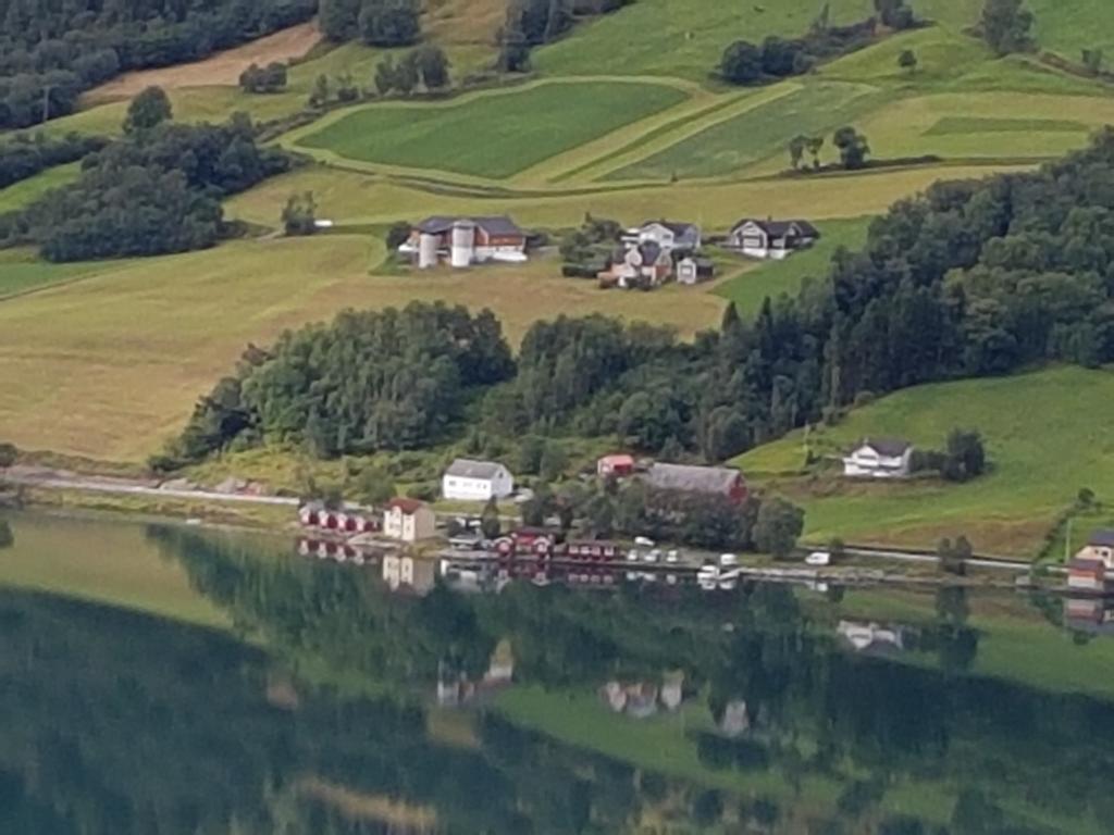 Nesset Fjordcamping Olden Exteriér fotografie