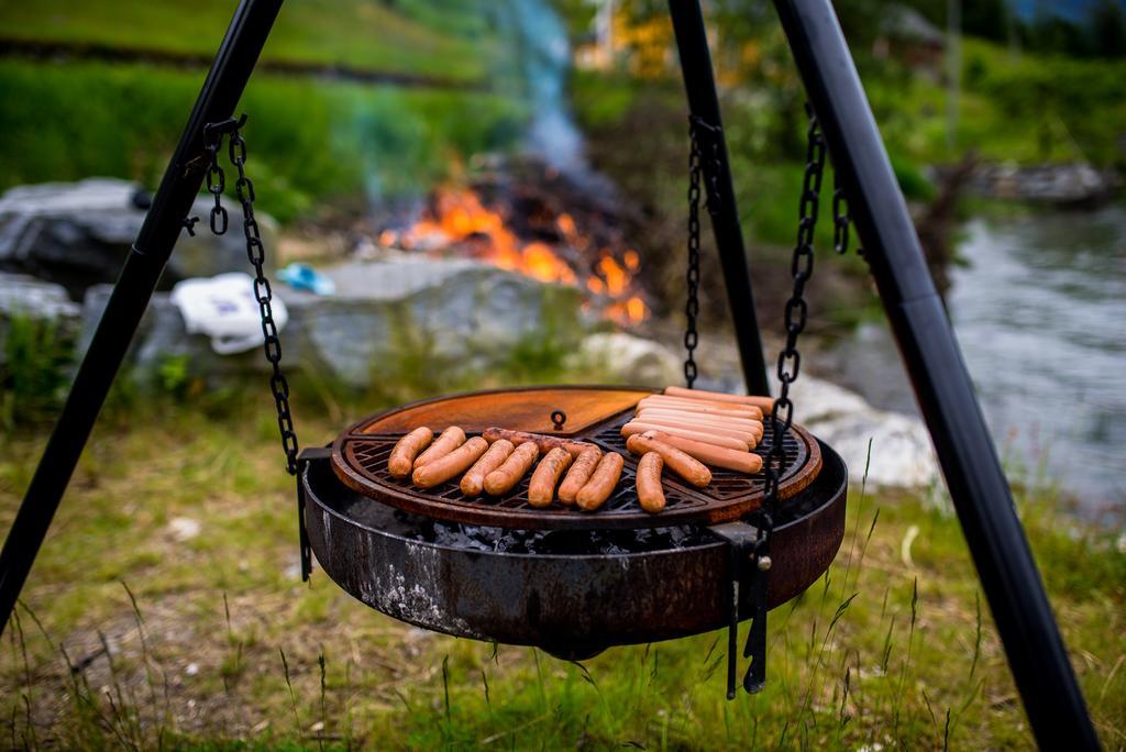Nesset Fjordcamping Olden Exteriér fotografie