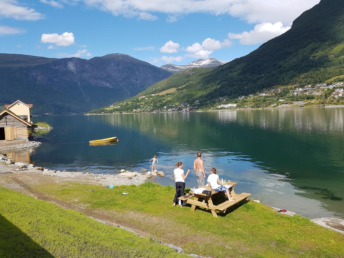 Nesset Fjordcamping Olden Exteriér fotografie